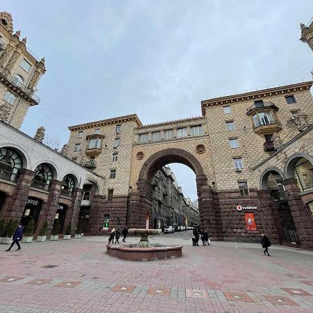Amazing Passage Apartments Kiev Bagian luar foto